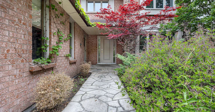 Upper-141 Hialeah Crescent, Whitby, ON, L1N 6V8 - 31