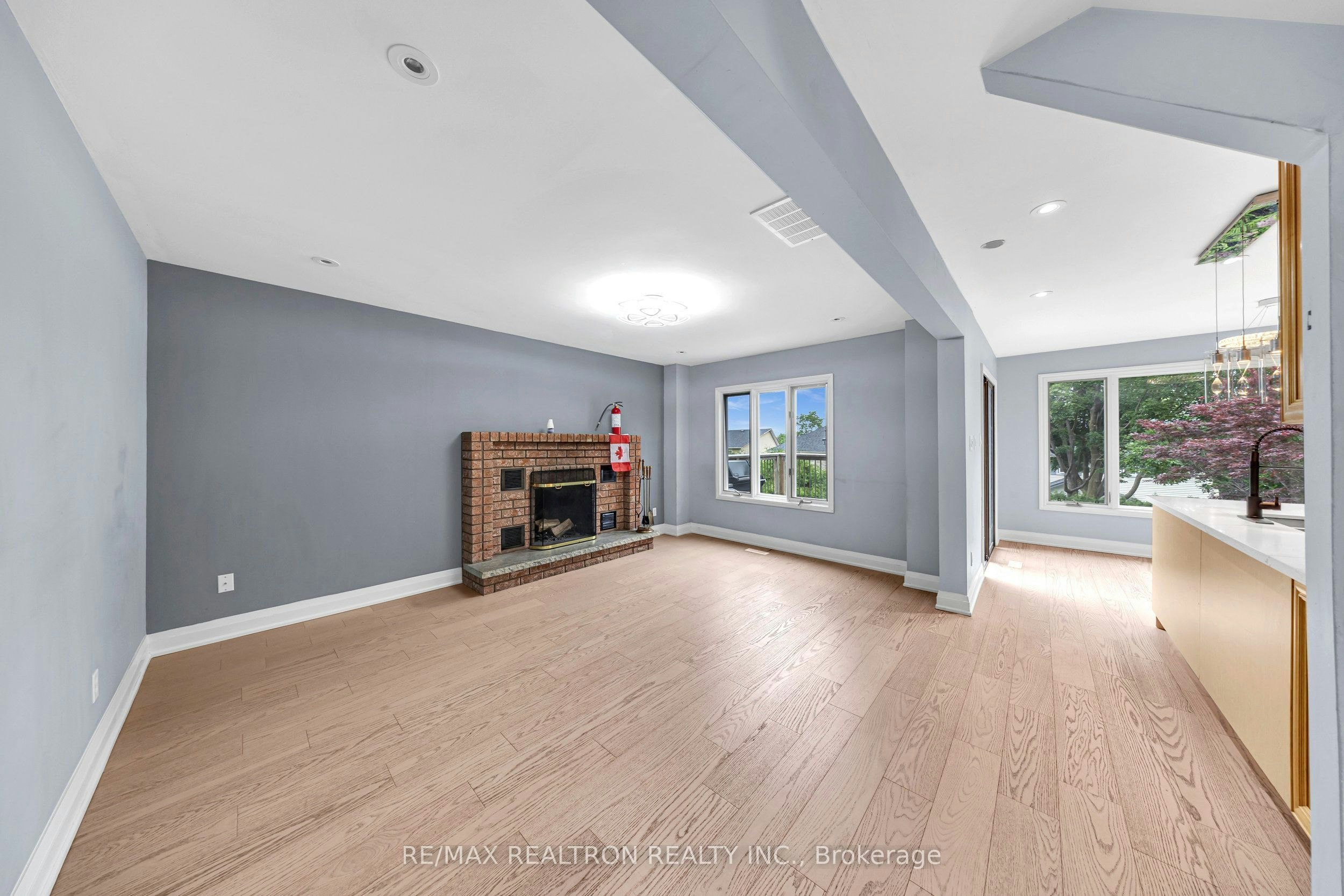 Upper-141 Hialeah Crescent, Whitby, ON, L1N 6V8 - 13