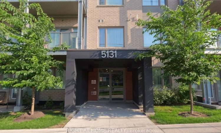 401-5131 Sheppard Avenue E