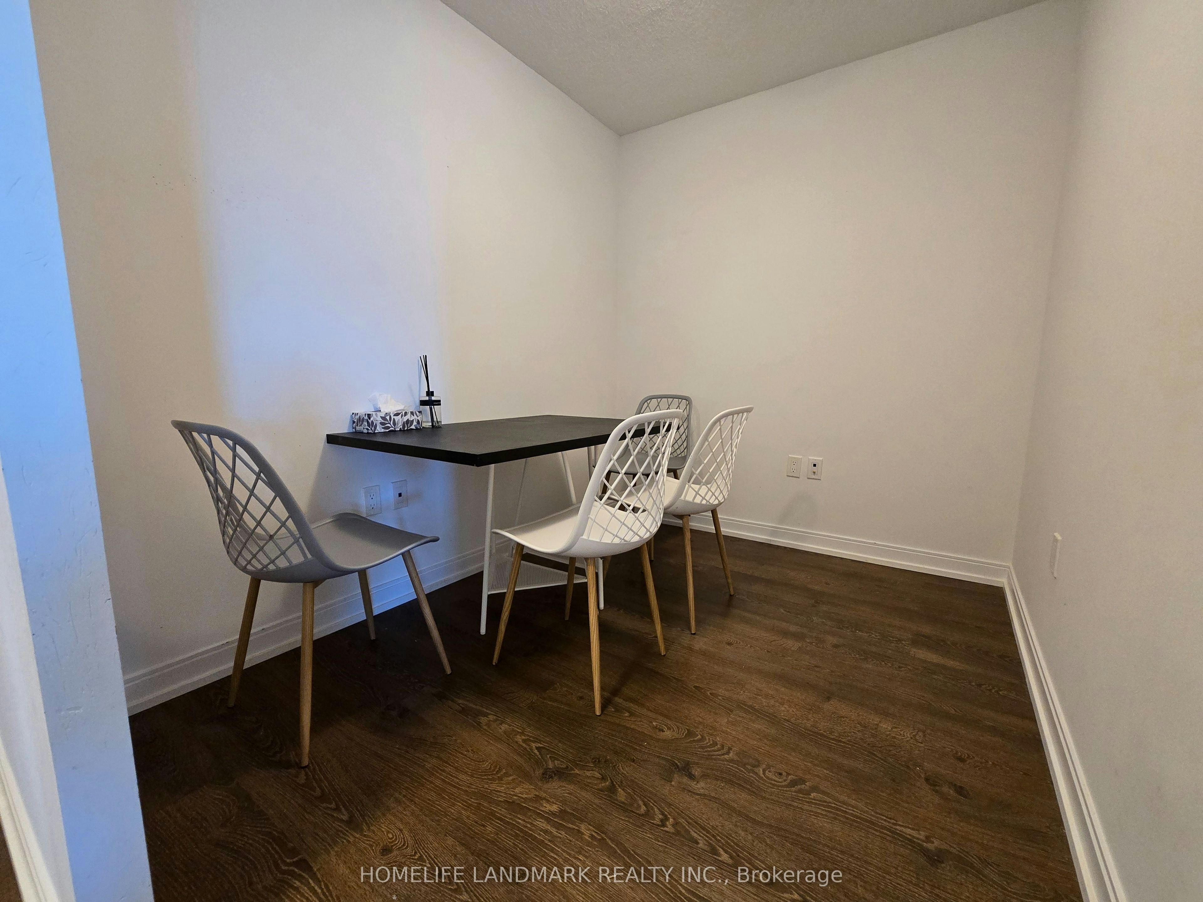2520-275 Village Green Square, Toronto, ON, M1S 0L8 - 8