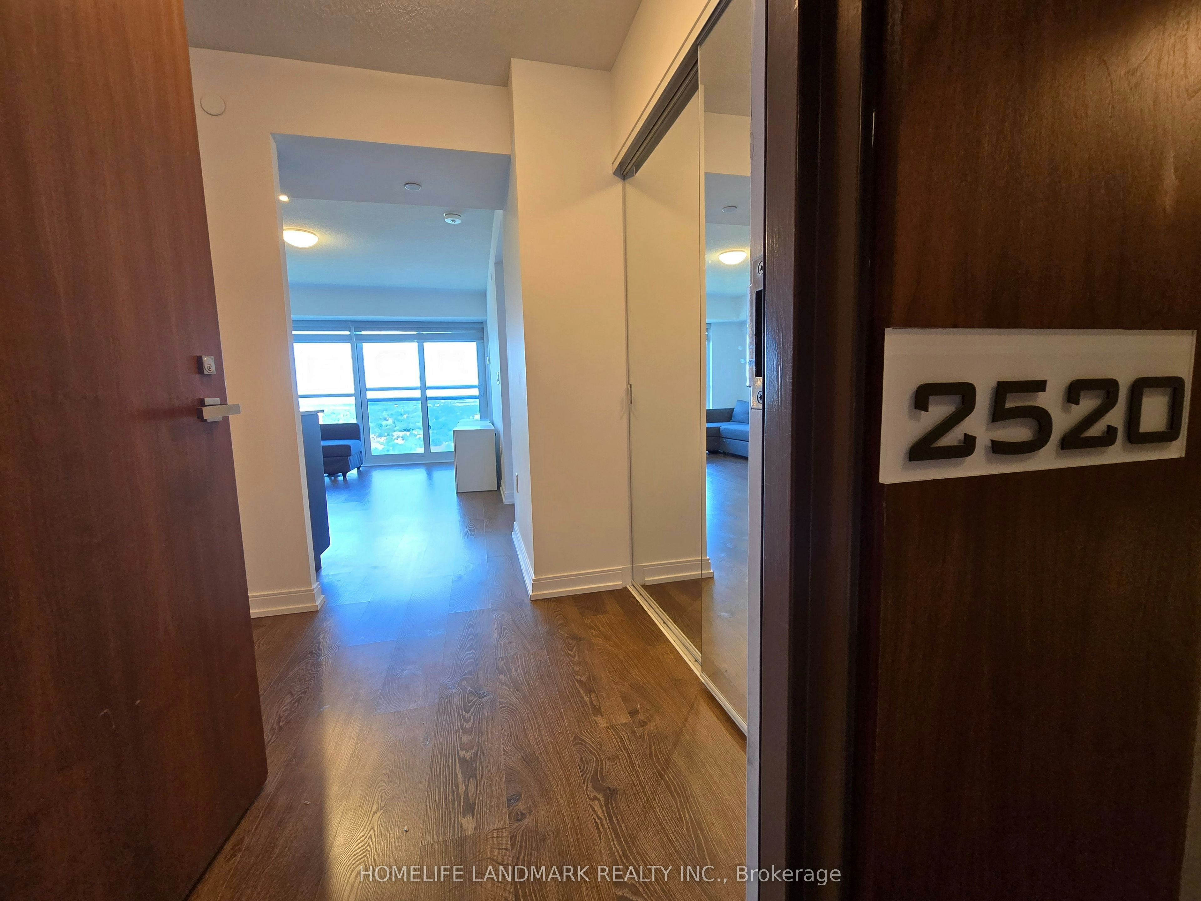 2520-275 Village Green Square, Toronto, ON, M1S 0L8 - 2