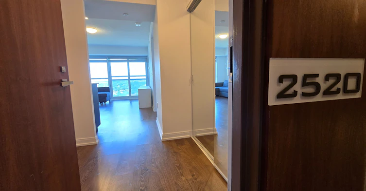 2520-275 Village Green Square, Toronto, ON, M1S 0L8 - 2
