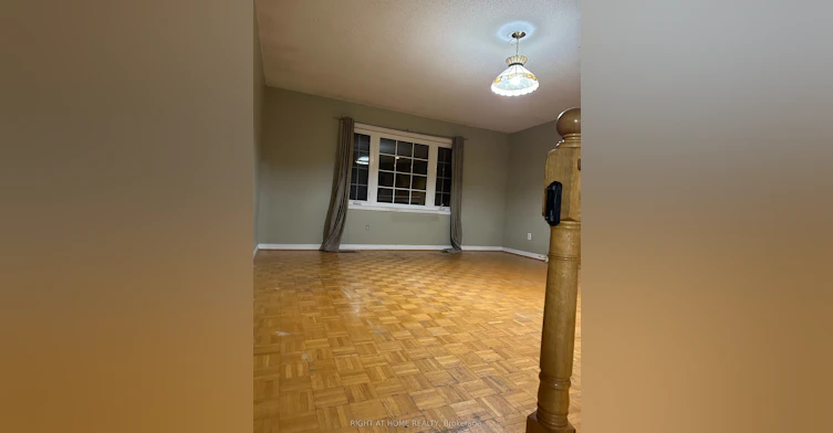 58 Park Street, Toronto, ON, M1N 2N7 - 8