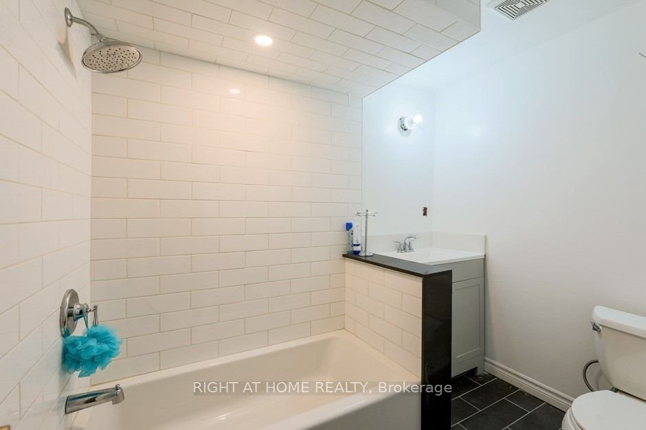 58 Park Street, Toronto, ON, M1N 2N7 - 16