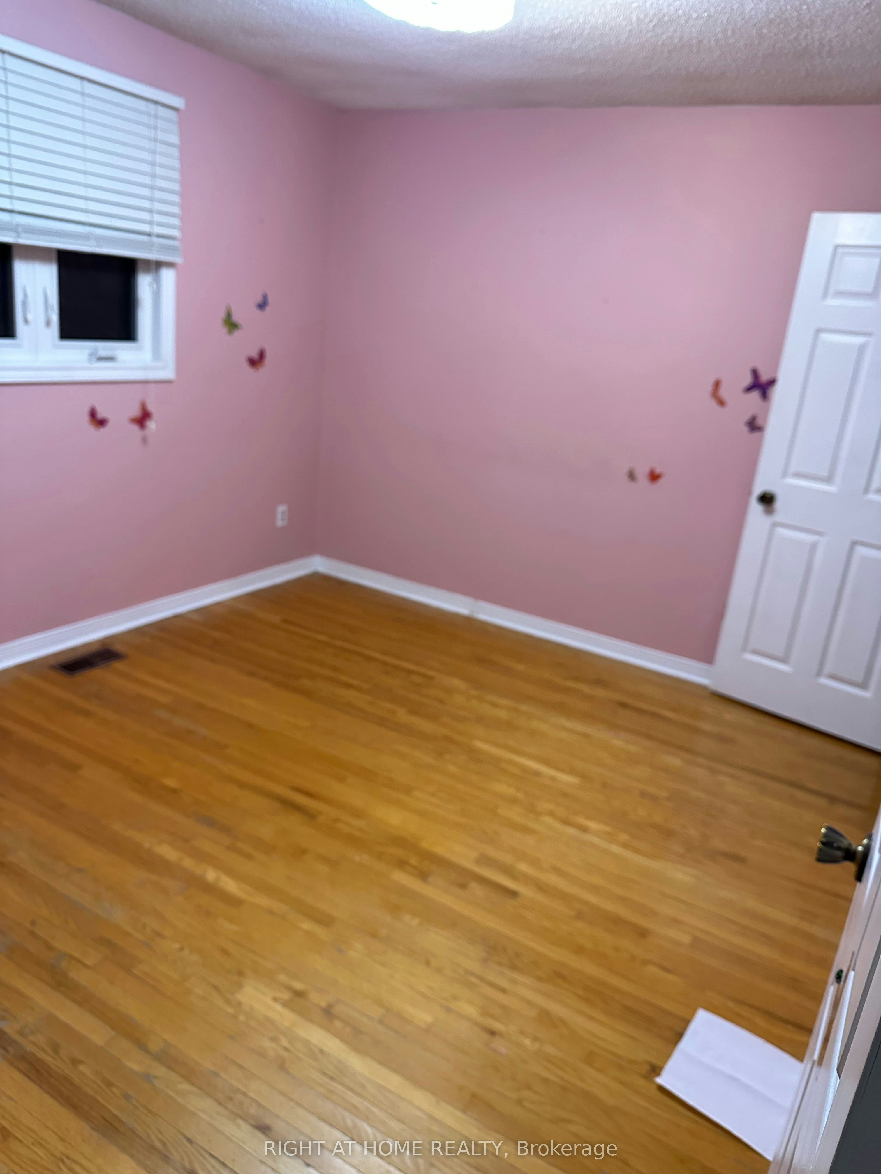 58 Park Street, Toronto, ON, M1N 2N7 - 9