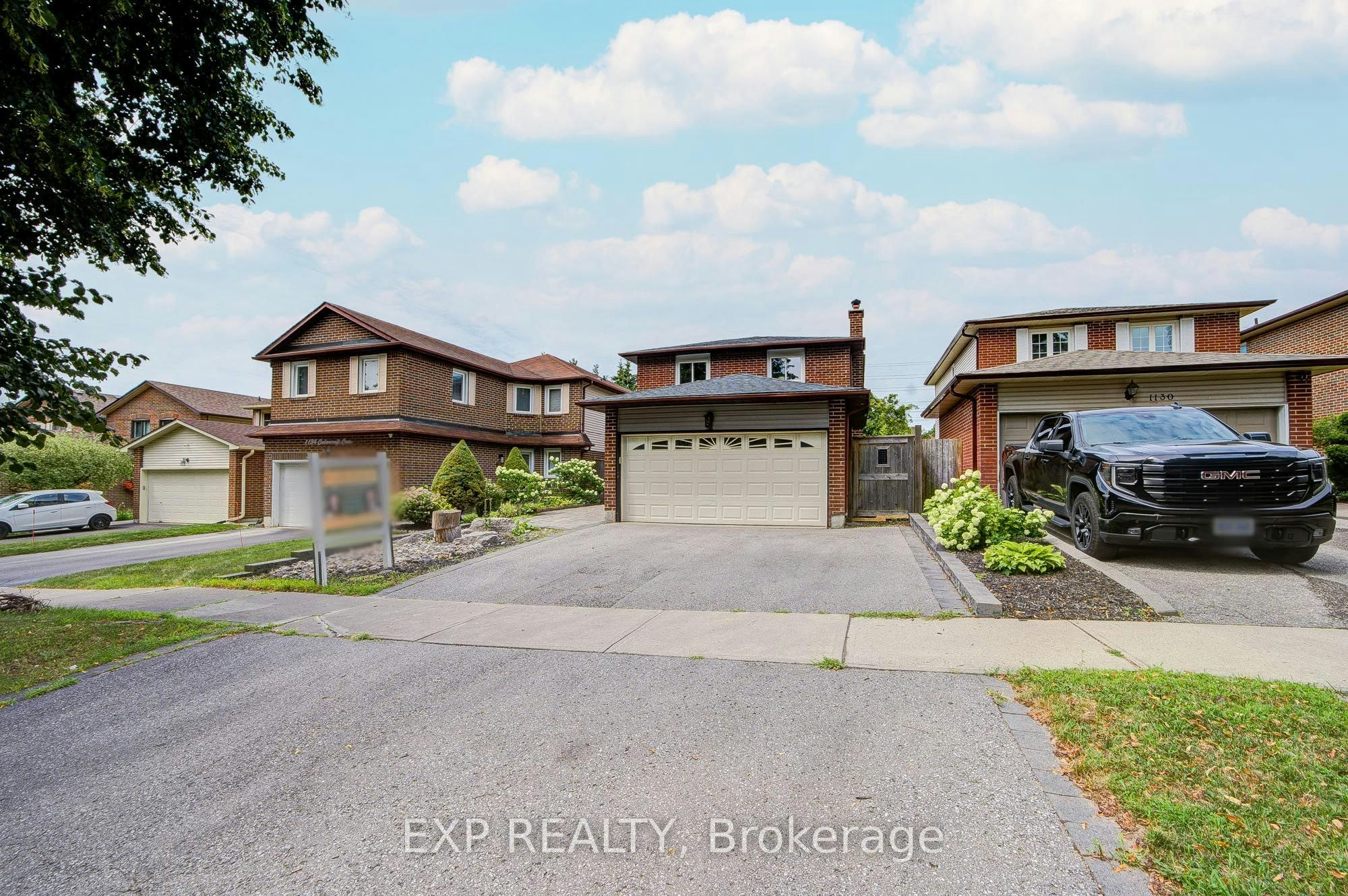 1132 Cedarcroft Crescent, Pickering, ON, L1X 1R8