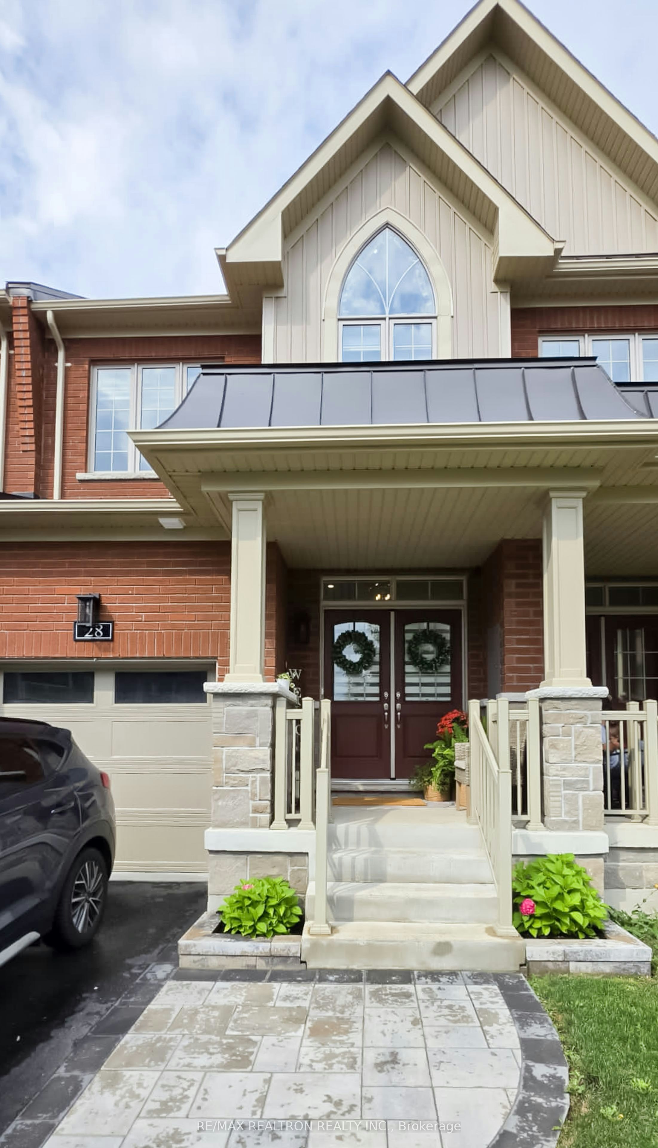 28 Marlborough Street, Whitby, ON, L1R 0R1