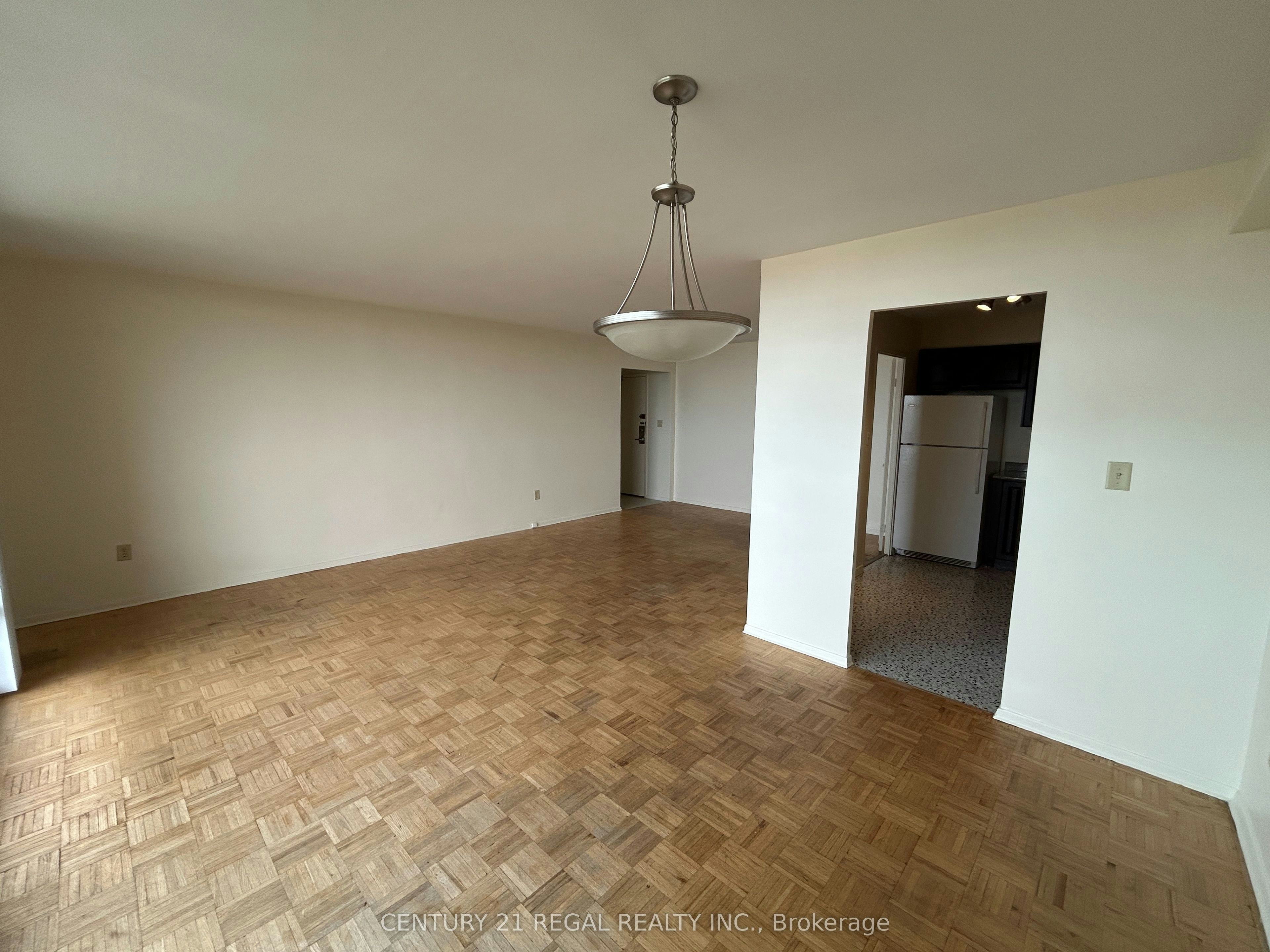 2908-5 Massey Square, Toronto, ON, M4C 5L6 - 4