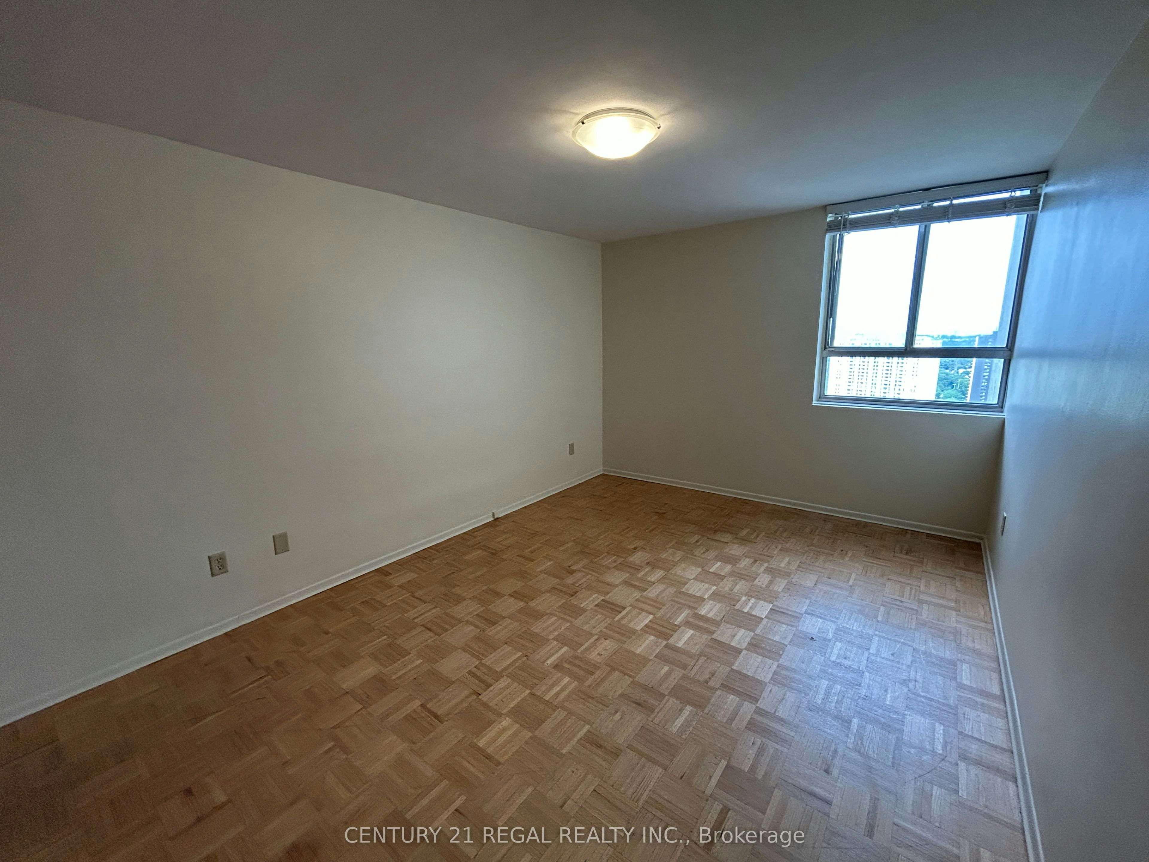 2908-5 Massey Square, Toronto, ON, M4C 5L6 - 6