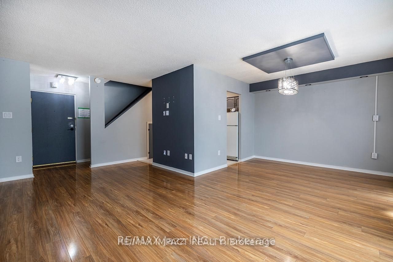 108-454 Centre Street, Oshawa, ON, L1H 4C2 - 5