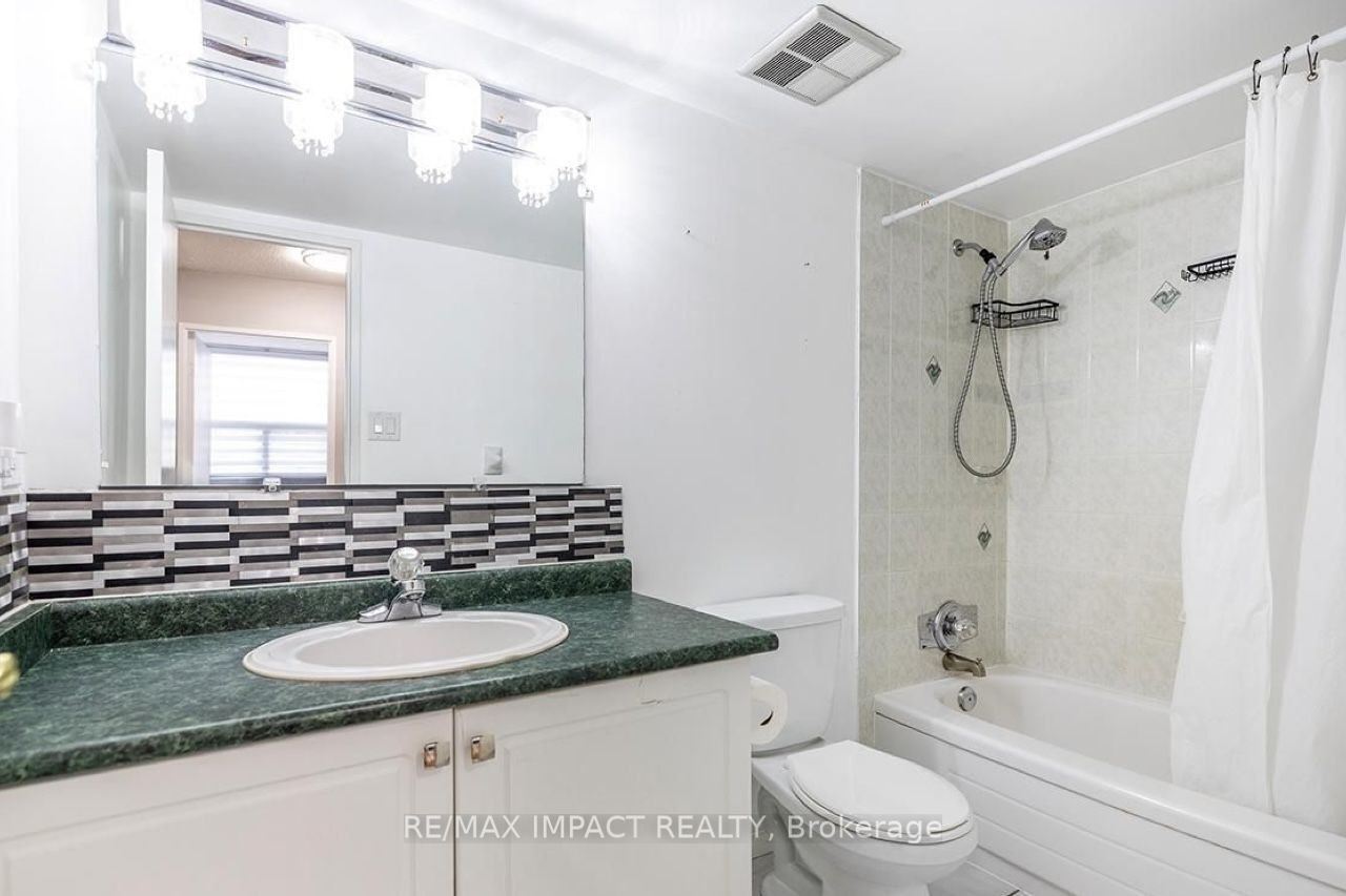 108-454 Centre Street, Oshawa, ON, L1H 4C2 - 8