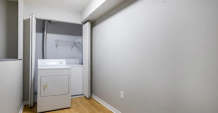 108-454 Centre Street, Oshawa, ON, L1H 4C2 - 14