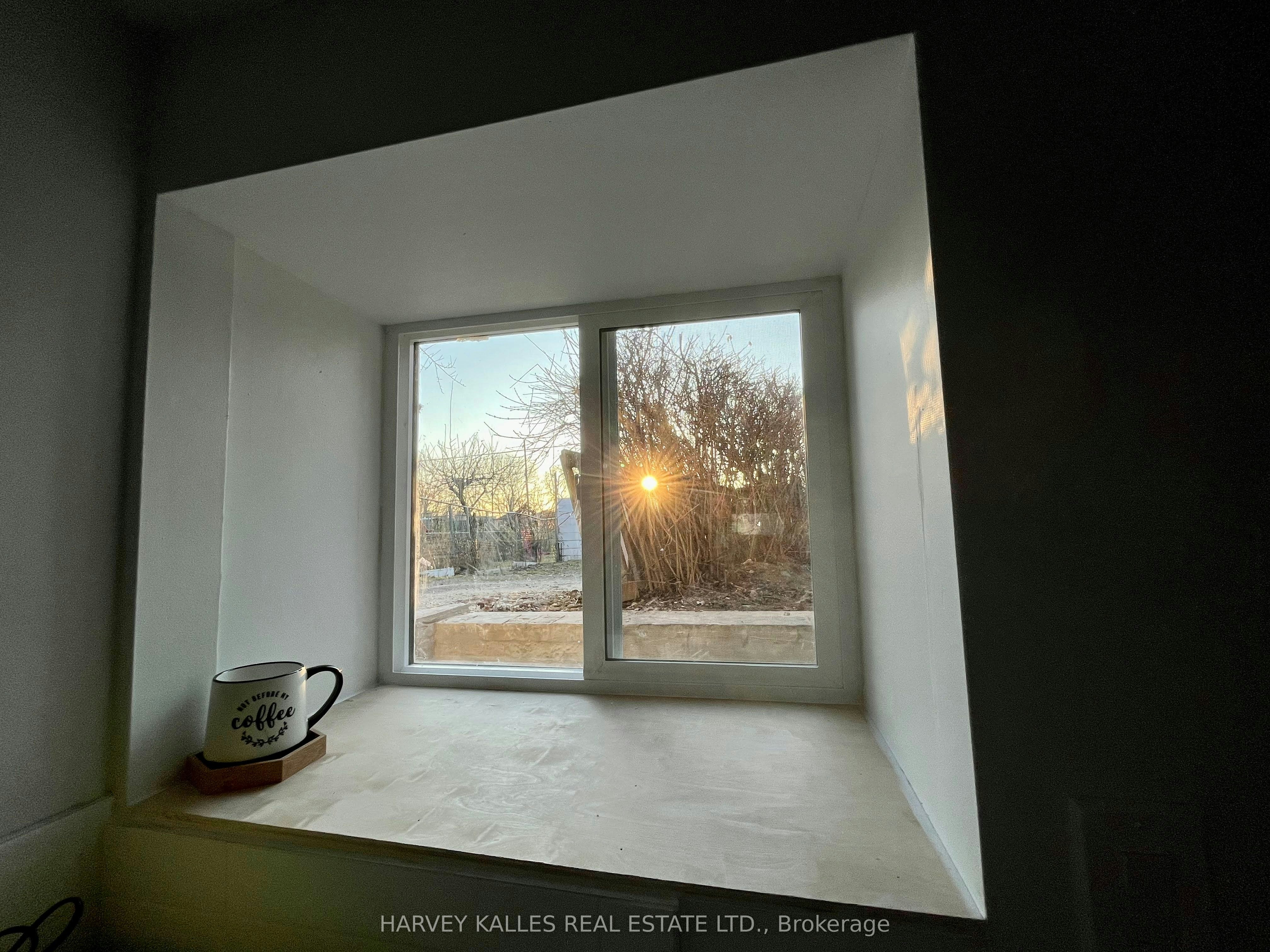 Lower-26 Leyton Avenue, Toronto, ON, M1L 3T4 - 7