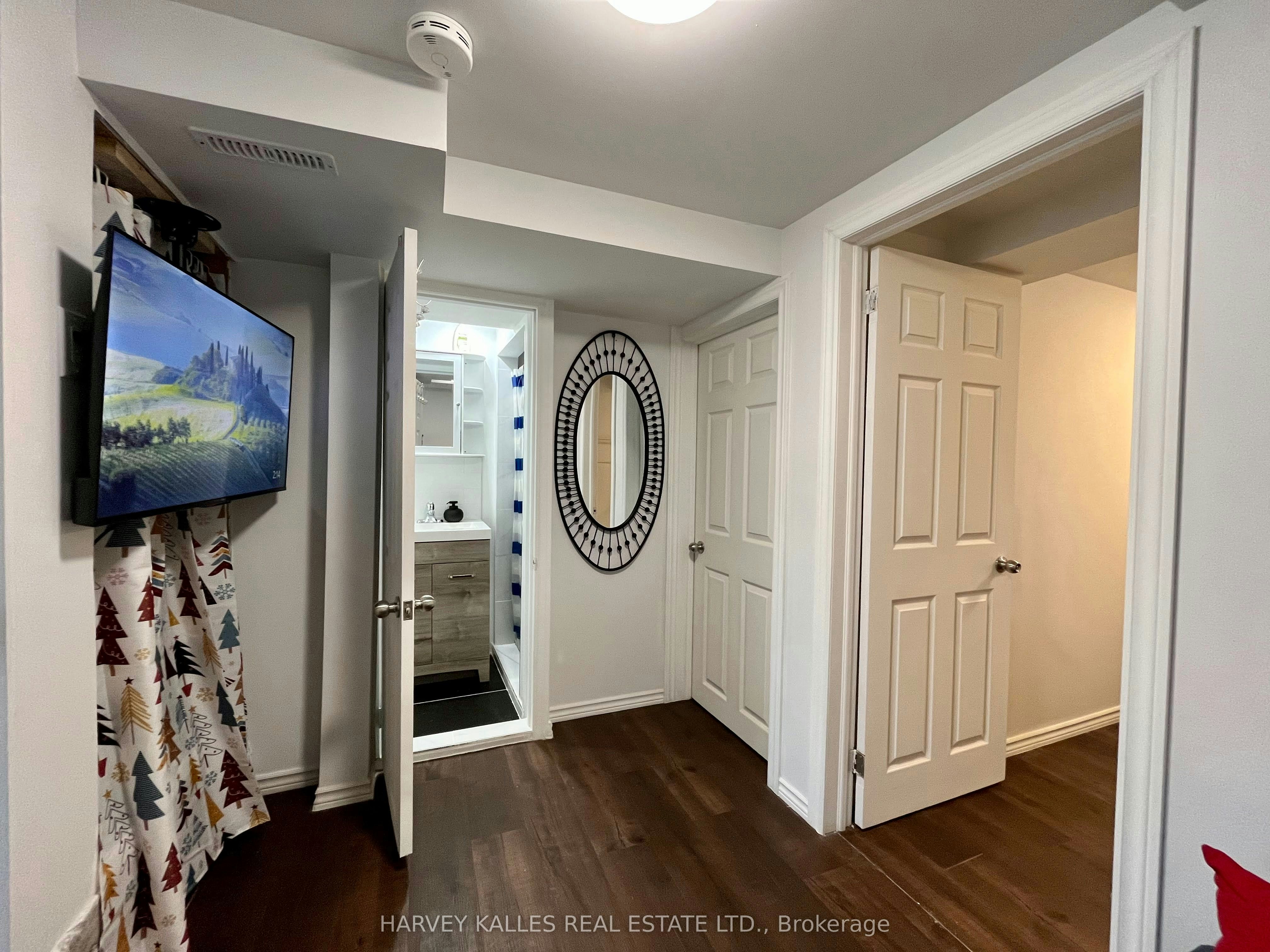 Lower-26 Leyton Avenue, Toronto, ON, M1L 3T4 - 16
