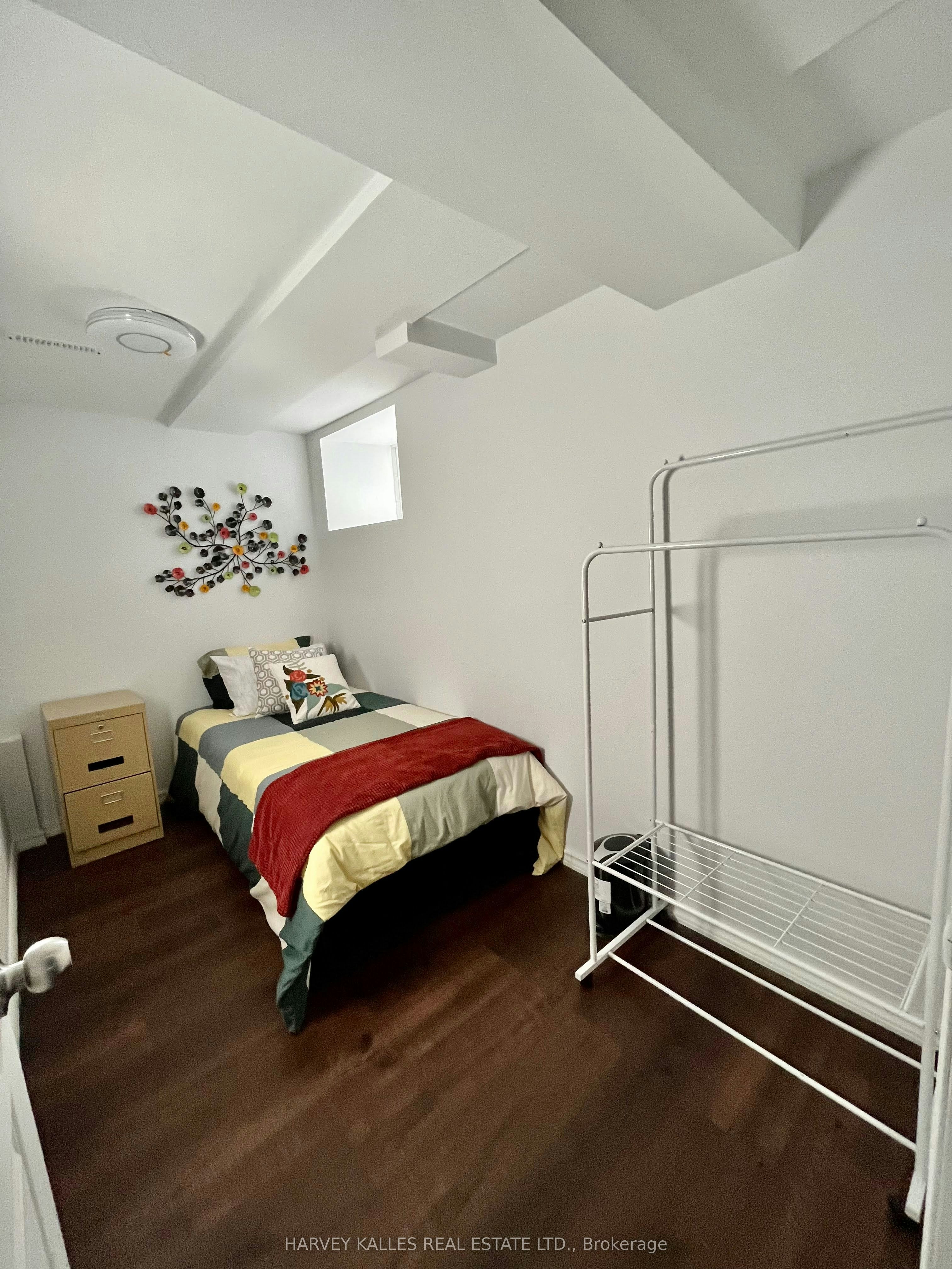 Lower-26 Leyton Avenue, Toronto, ON, M1L 3T4 - 11