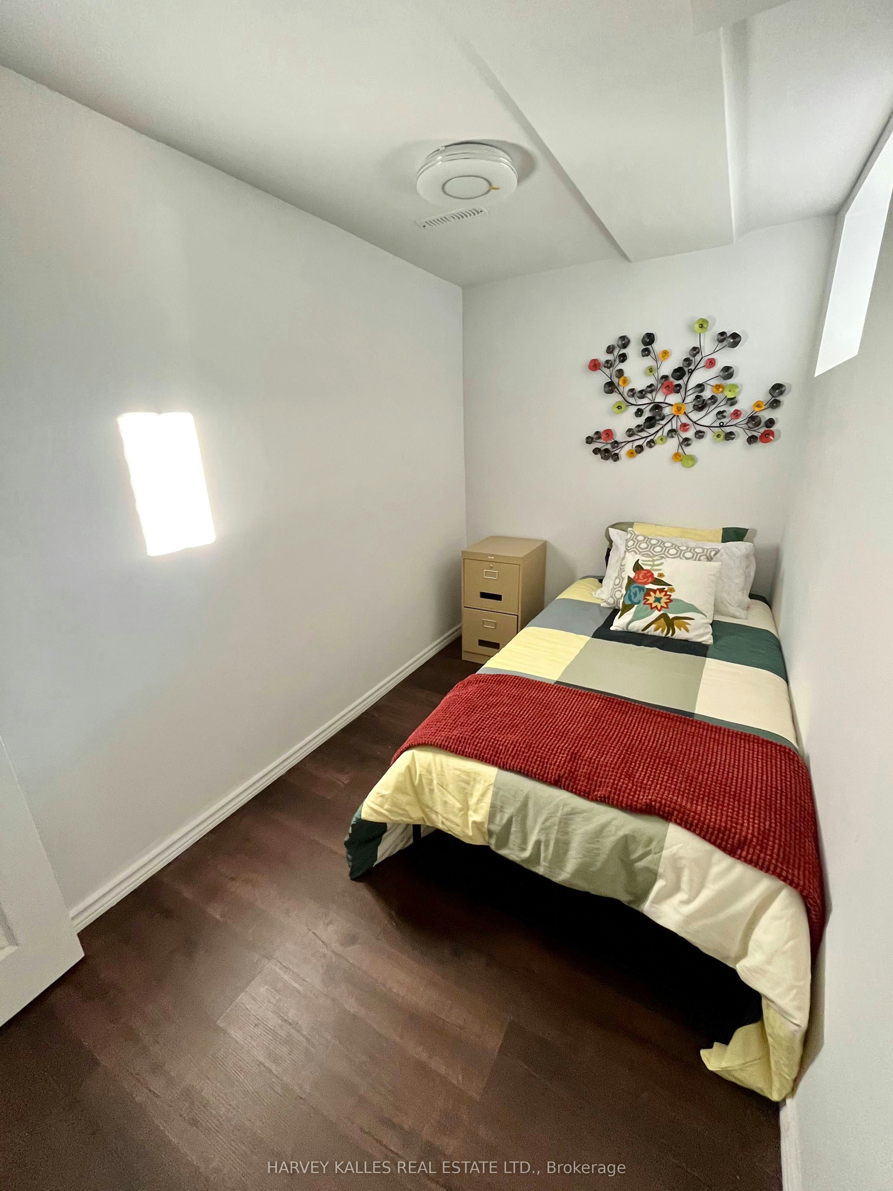 Lower-26 Leyton Avenue, Toronto, ON, M1L 3T4 - 12