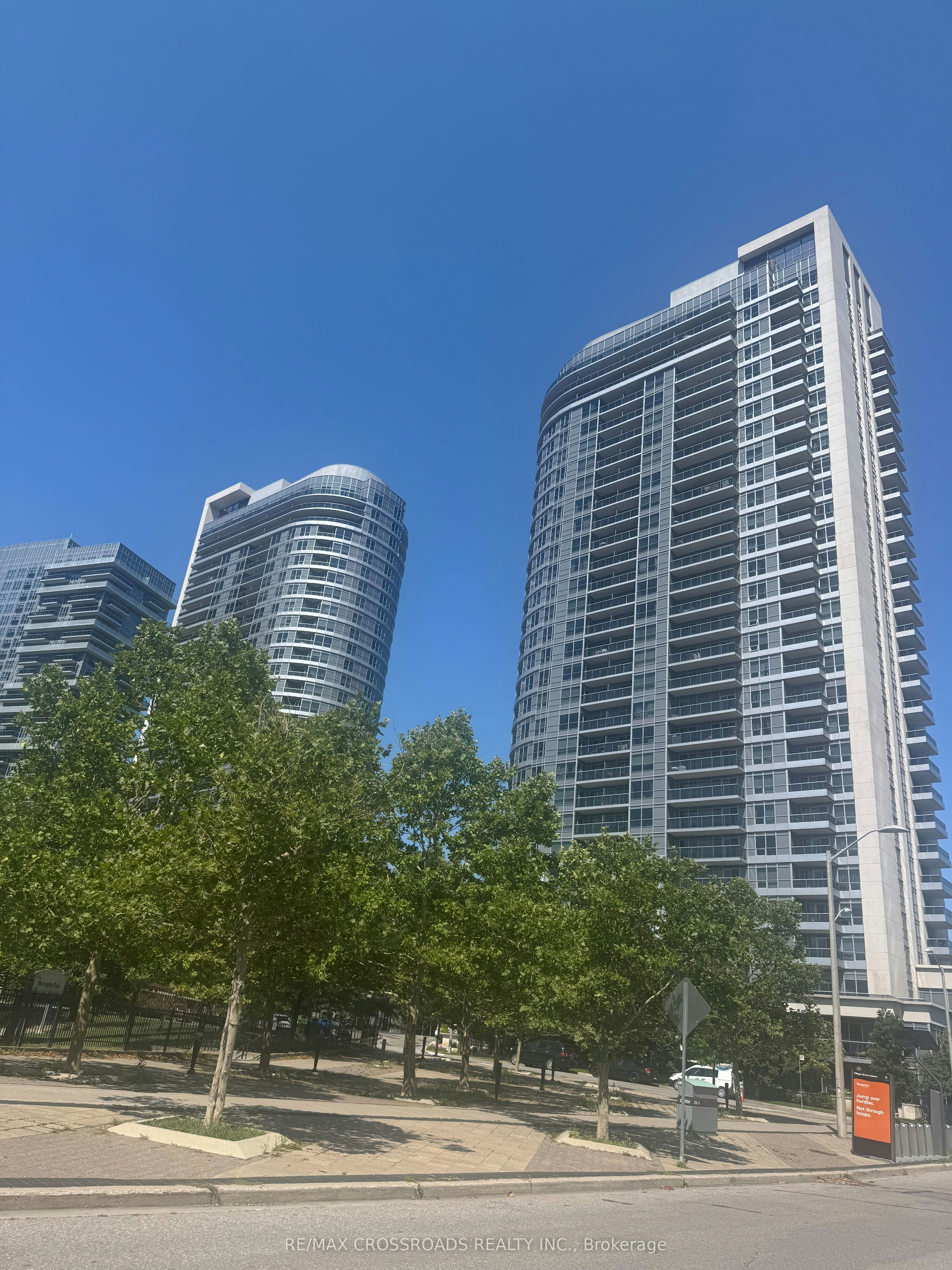 506-151 Village Green Square, Toronto, ON, M1S 0K5