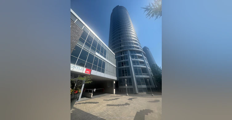 506-151 Village Green Square, Toronto, ON, M1S 0K5 - 2