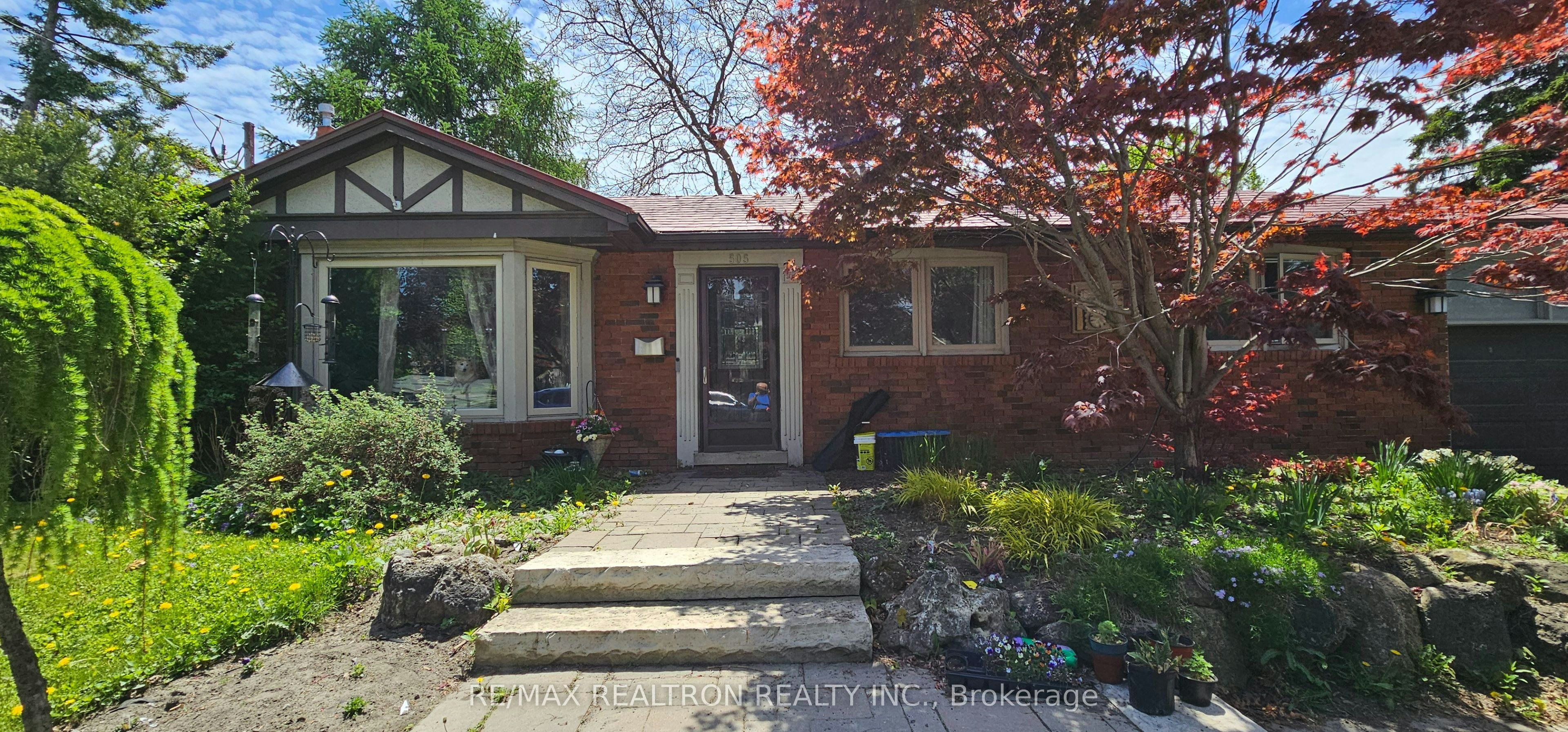 505 Colborne Street E, Whitby, ON, L1N 1W6