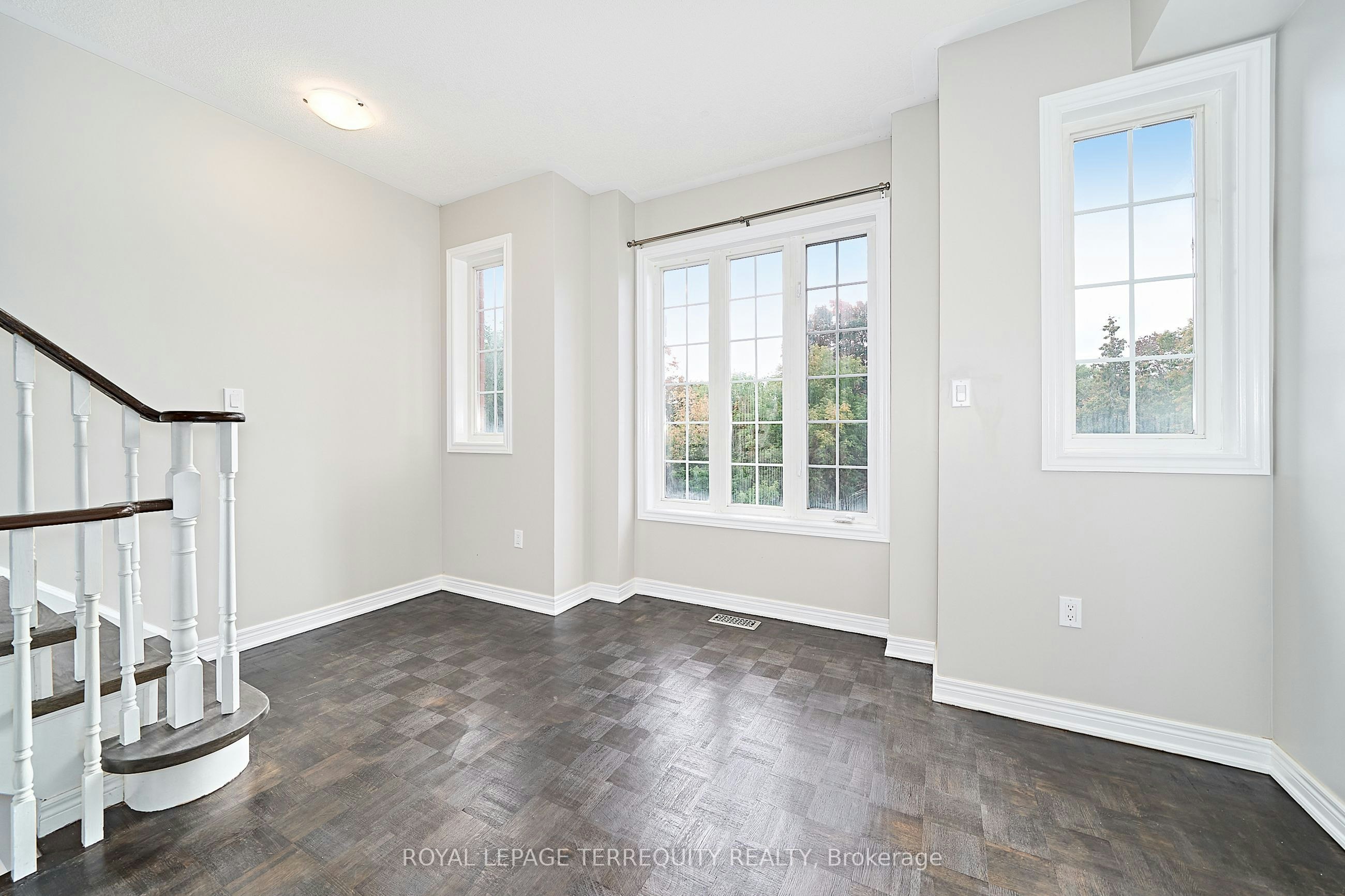 5-301 Strouds Lane, Pickering, ON, L1V 7J1 - 9