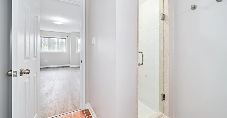 5-301 Strouds Lane, Pickering, ON, L1V 7J1 - 26