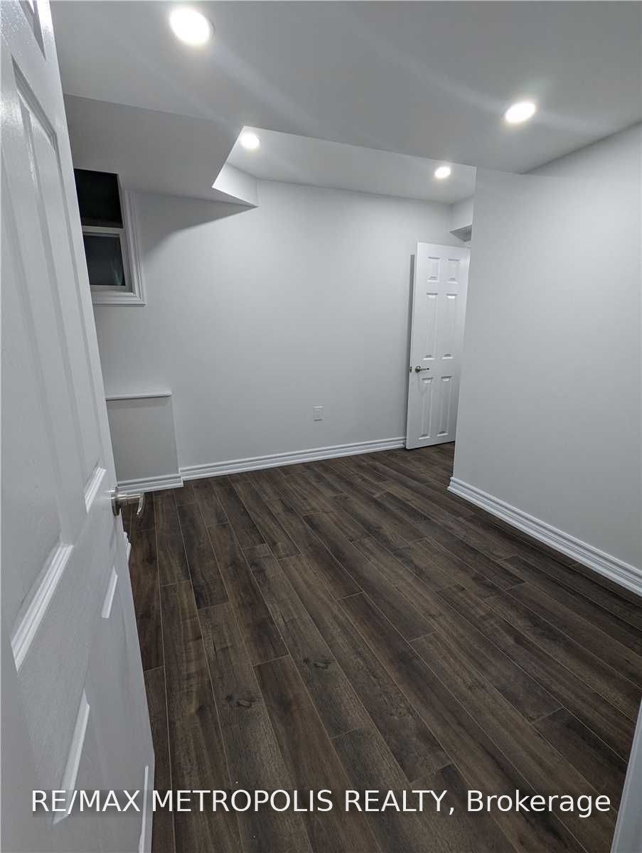 Bsmt-119 Tom Edwards Drive, Whitby, ON, L1R 2S2 - 8