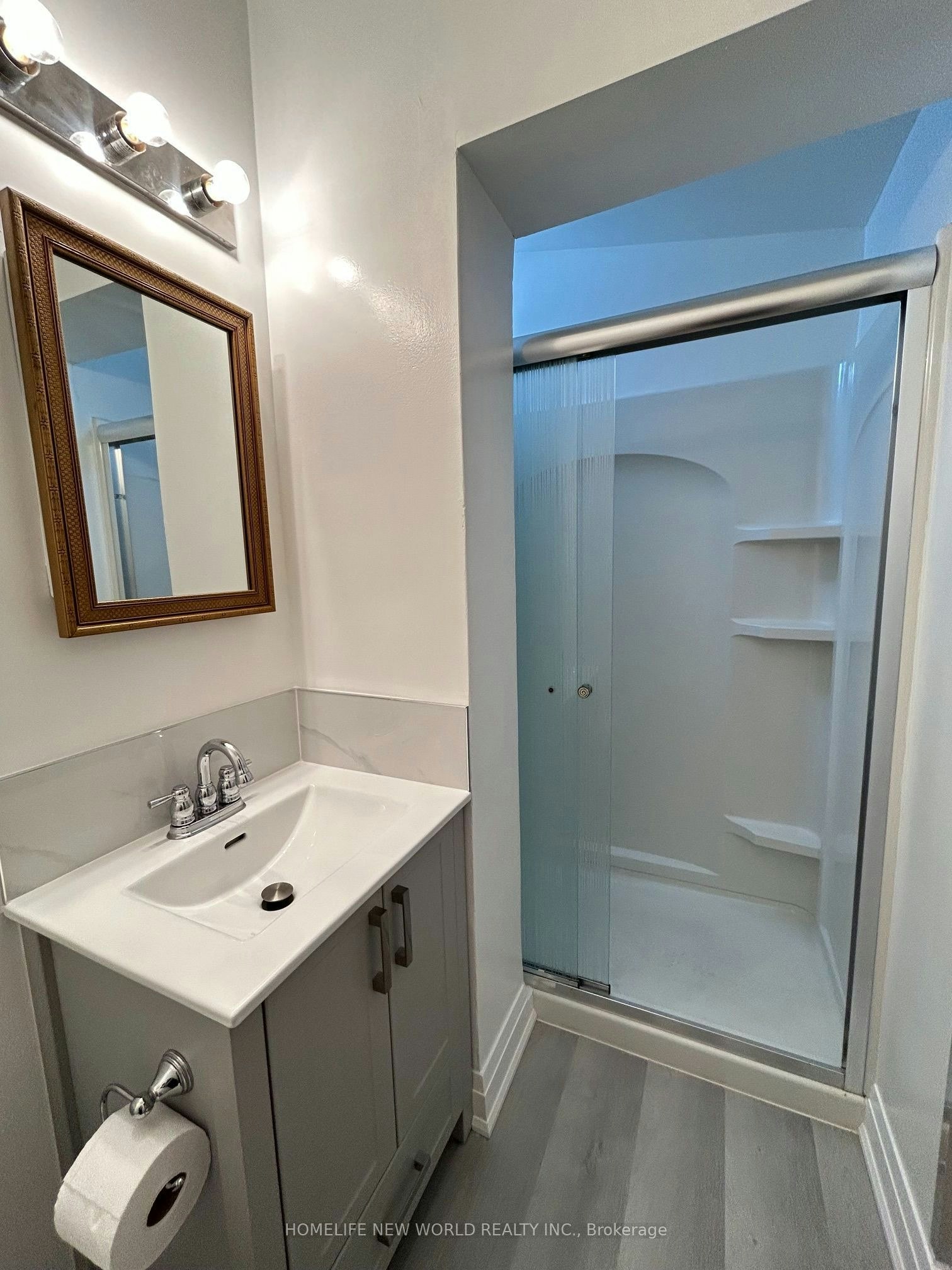 Main Floor-218 Greenwood Avenue, Toronto, ON, M4L 2R2 - 20