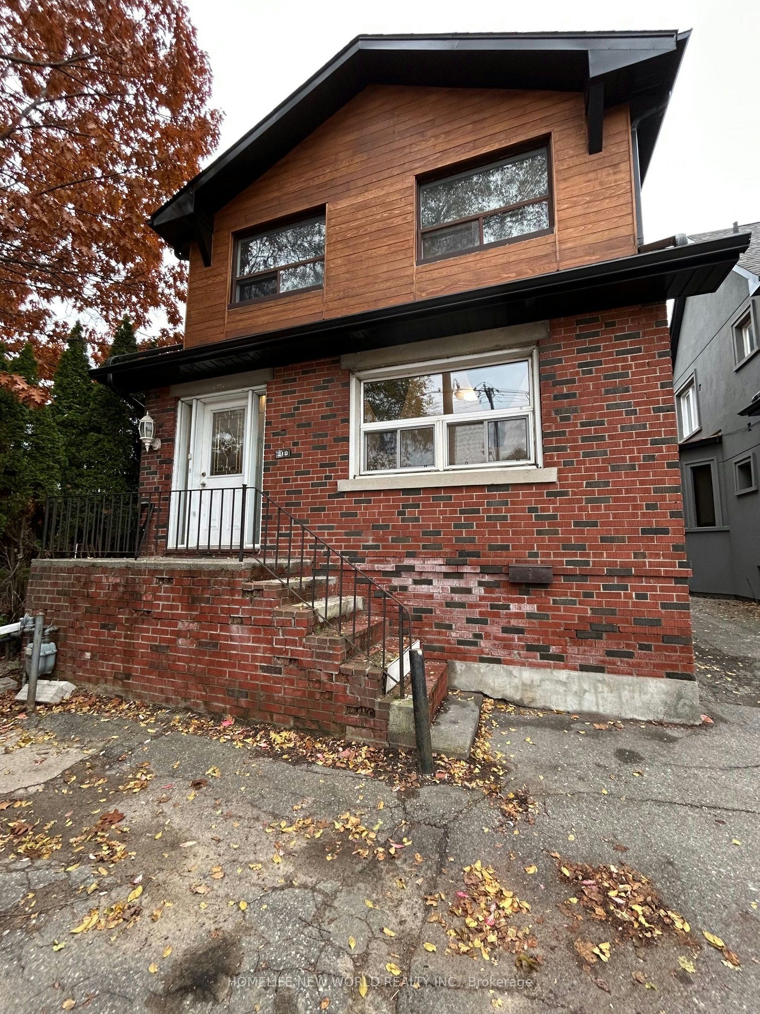 Main Floor-218 Greenwood Avenue, Toronto, ON, M4L 2R2