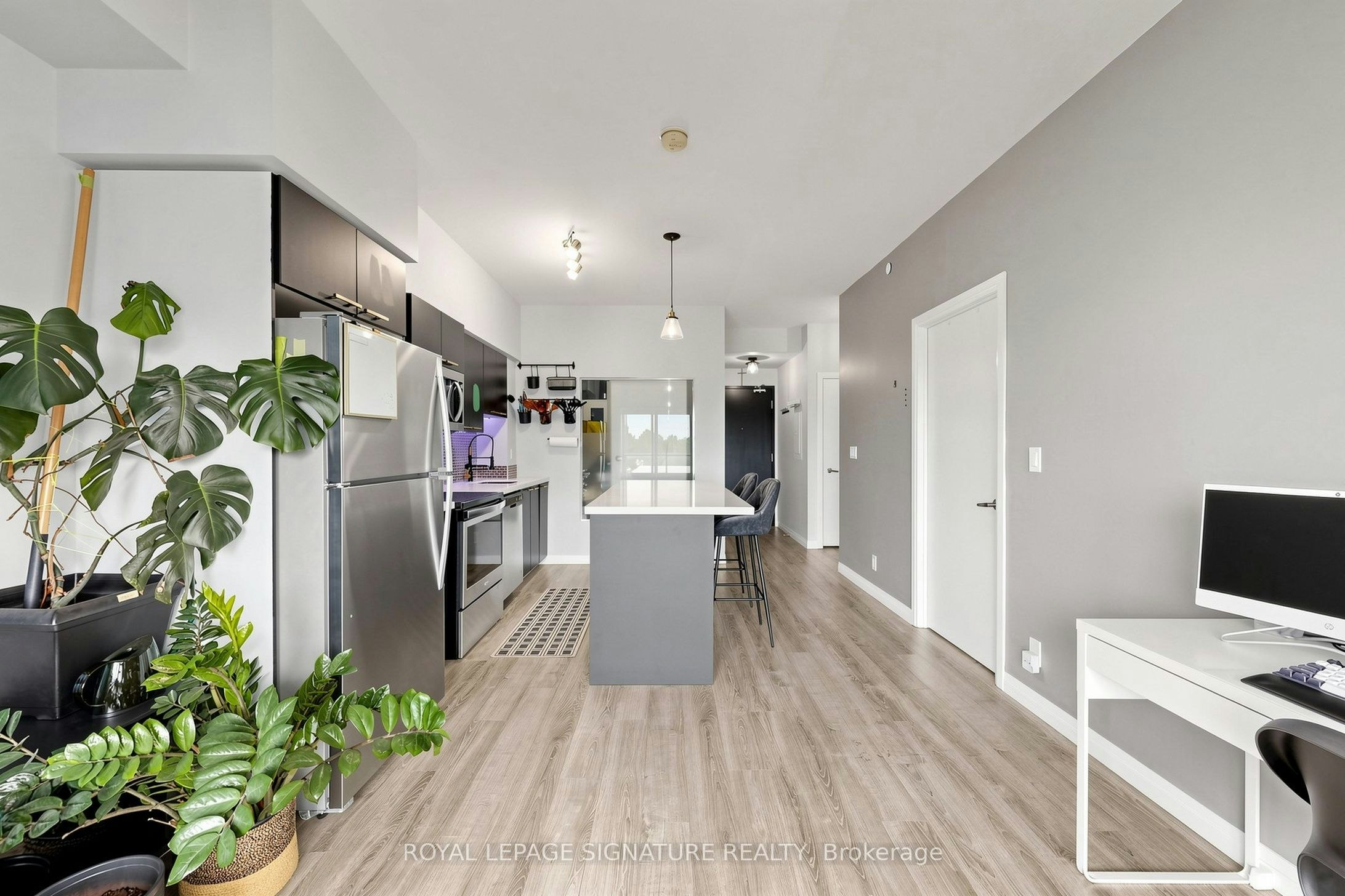 208-2150 Lawrence Avenue E, Toronto, ON, M1R 3A7 - 8