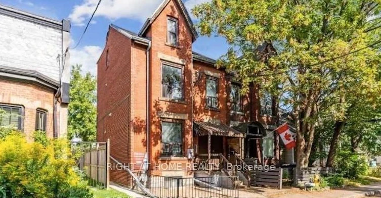 #202-27 Hamilton Street, Toronto, ON, M4M 2C6