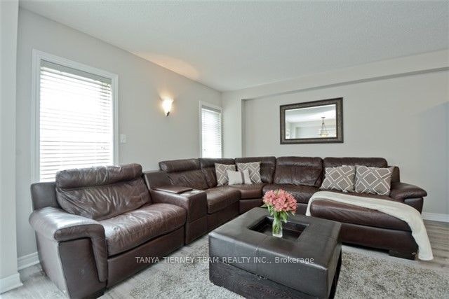 64 Melody Drive, Whitby, ON, L1M 1K2 - 6