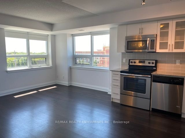 515-3520 Danforth Avenue, Toronto, ON, M1L 1E5 - 4