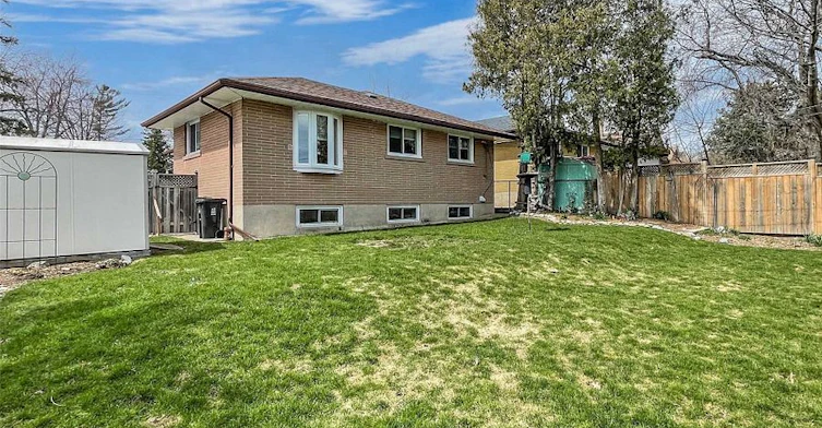 5 Mid Pines Road, Toronto, ON, M1G 2L5 - 18