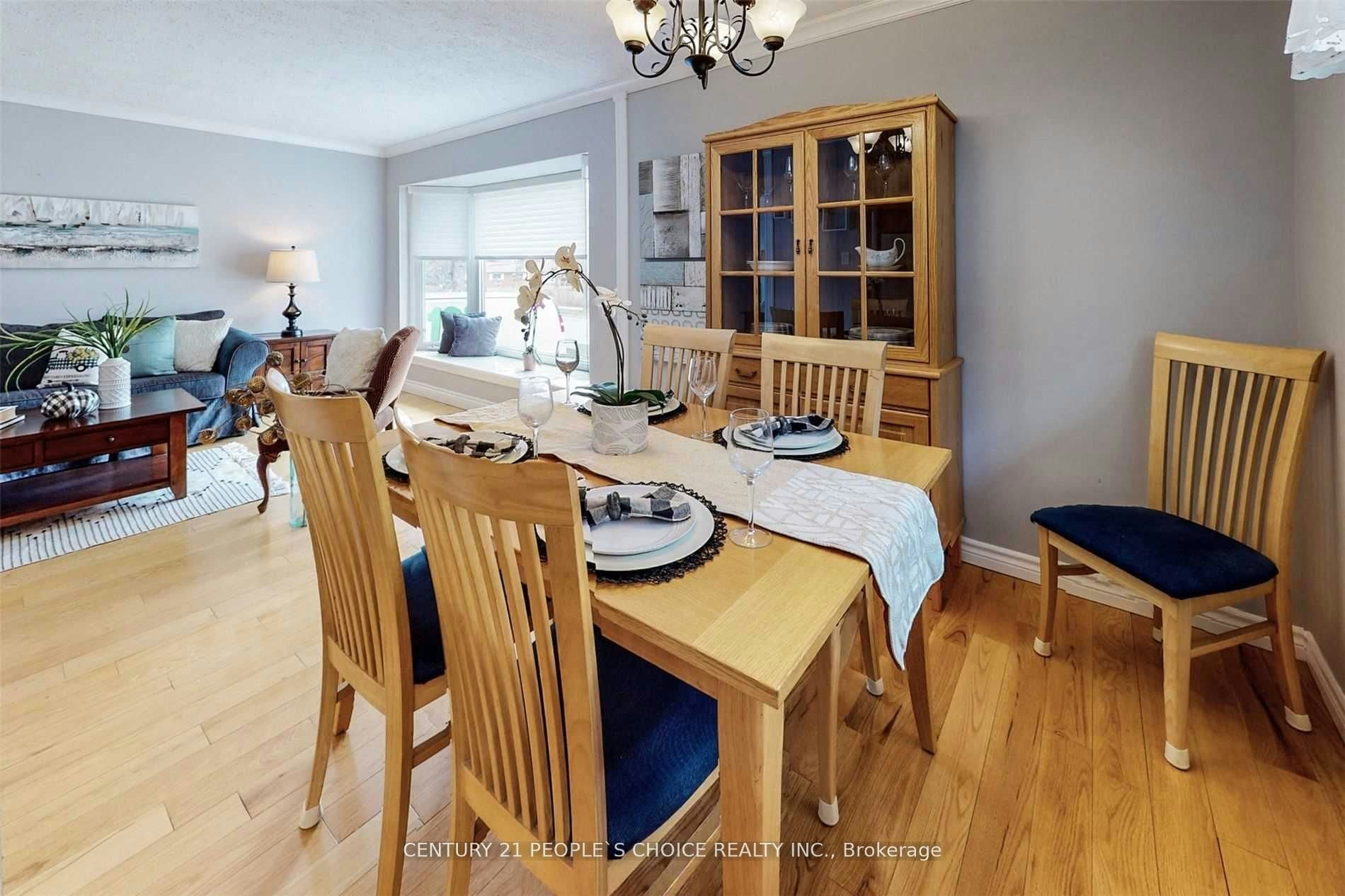 5 Mid Pines Road, Toronto, ON, M1G 2L5 - 5