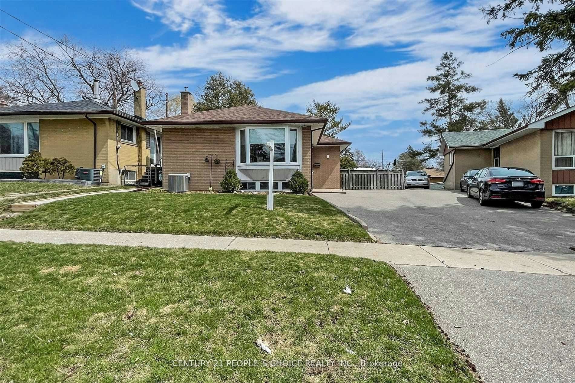 5 Mid Pines Road, Toronto, ON, M1G 2L5 - 12