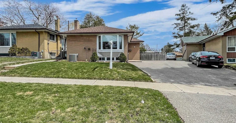 5 Mid Pines Road, Toronto, ON, M1G 2L5 - 12