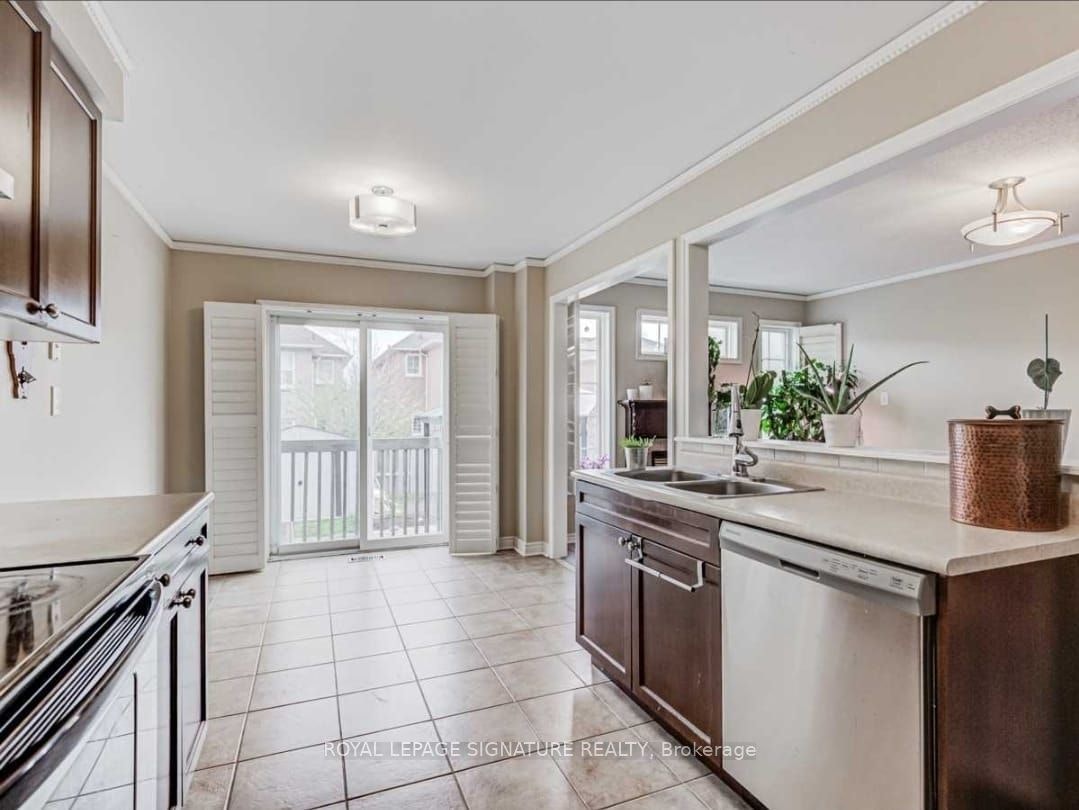 39 Jonesridge Drive, Ajax, ON, L1T 0B3 - 5