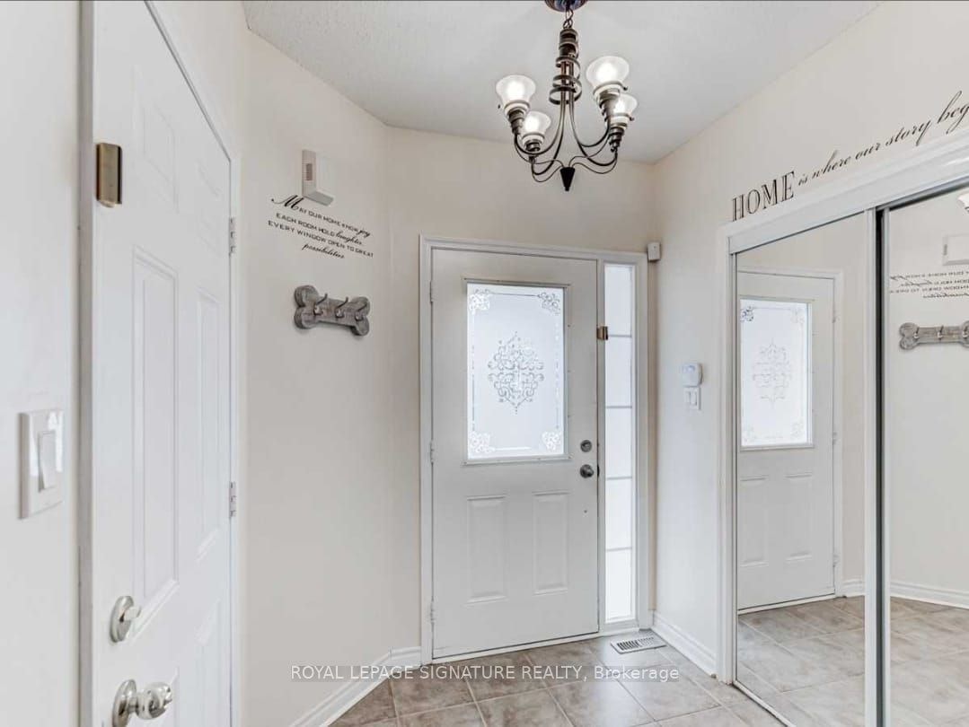 39 Jonesridge Drive, Ajax, ON, L1T 0B3 - 2