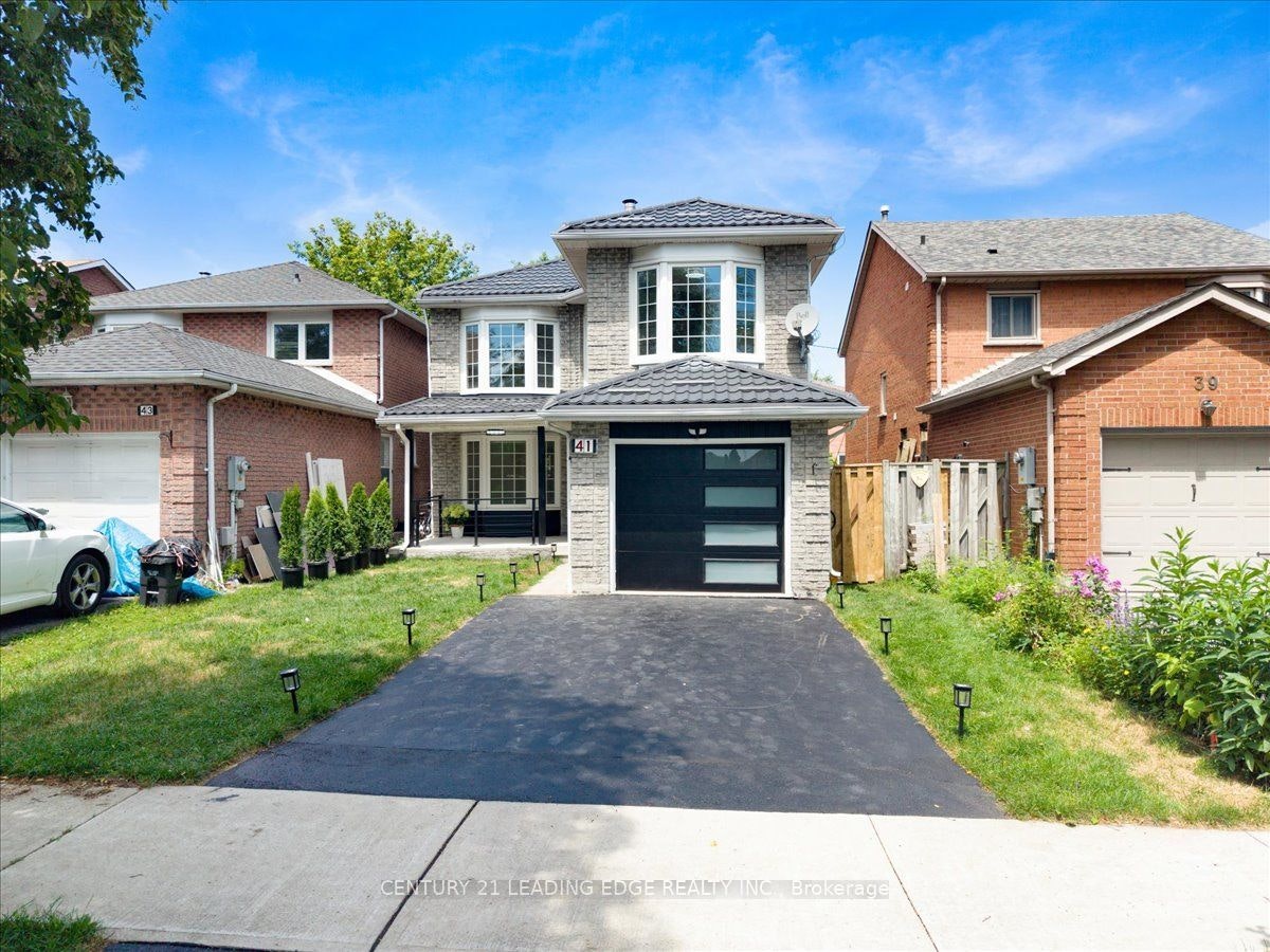 41 Graybark Crescent, Toronto, ON, M1C 4J2