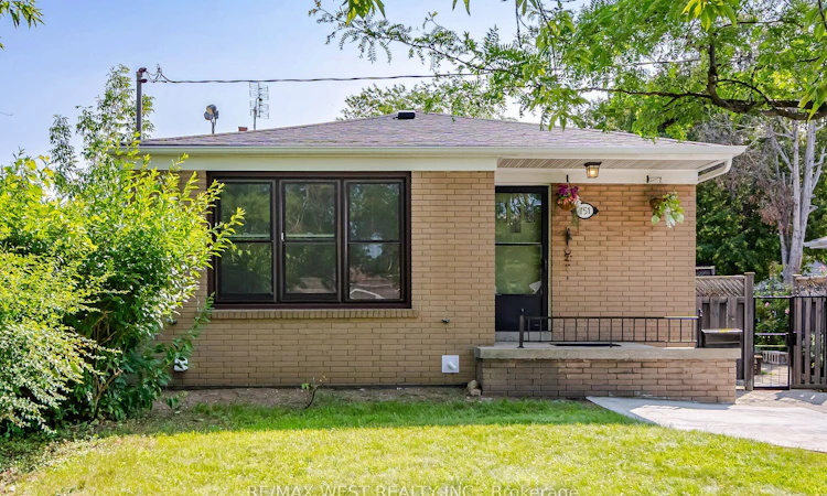 751 Meadowvale Road