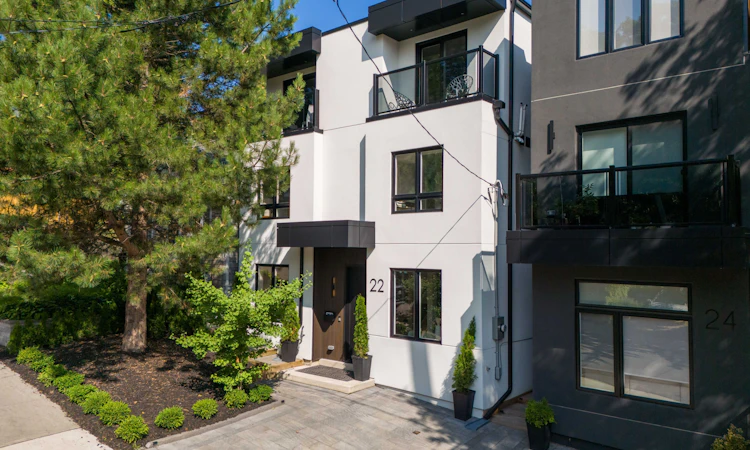 22 Harriet Street