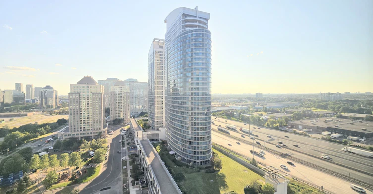 2102-11 Lee Centre Drive, Toronto, ON, M1H 3J5 - 12