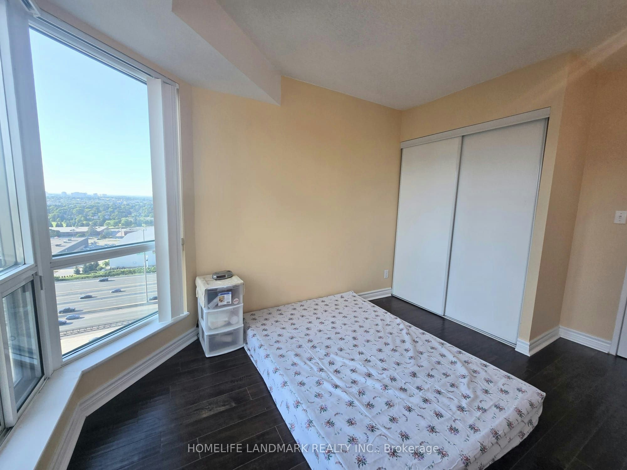 2102-11 Lee Centre Drive, Toronto, ON, M1H 3J5 - 13