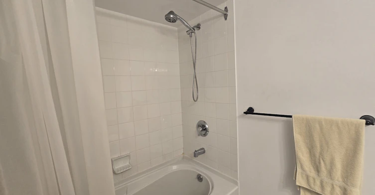 2102-11 Lee Centre Drive, Toronto, ON, M1H 3J5 - 18