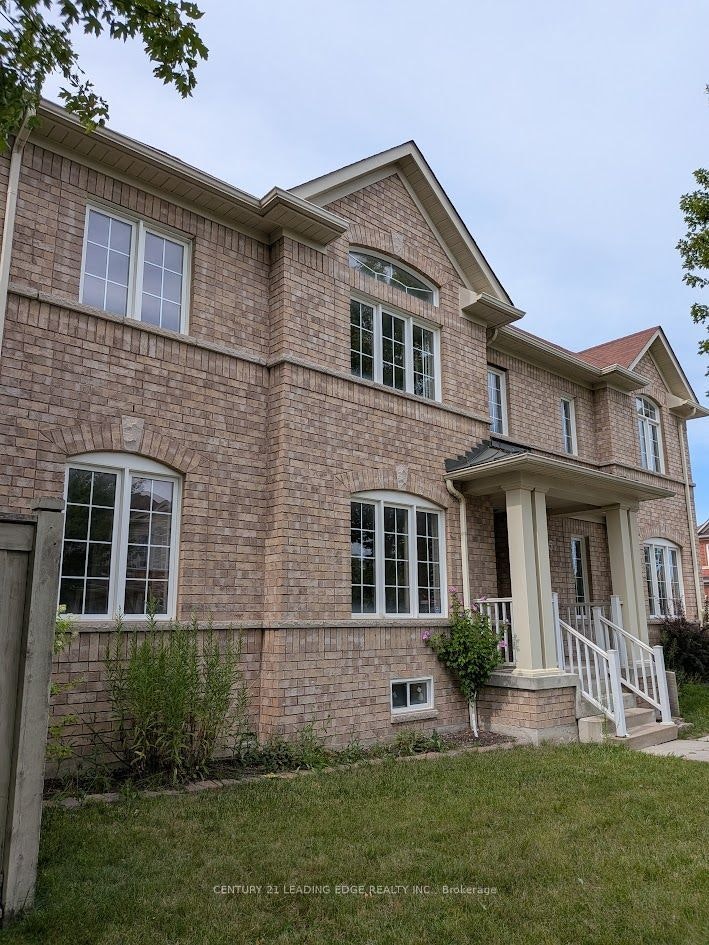 115 Elliottglen Drive, Ajax, ON, L1Z 0G9