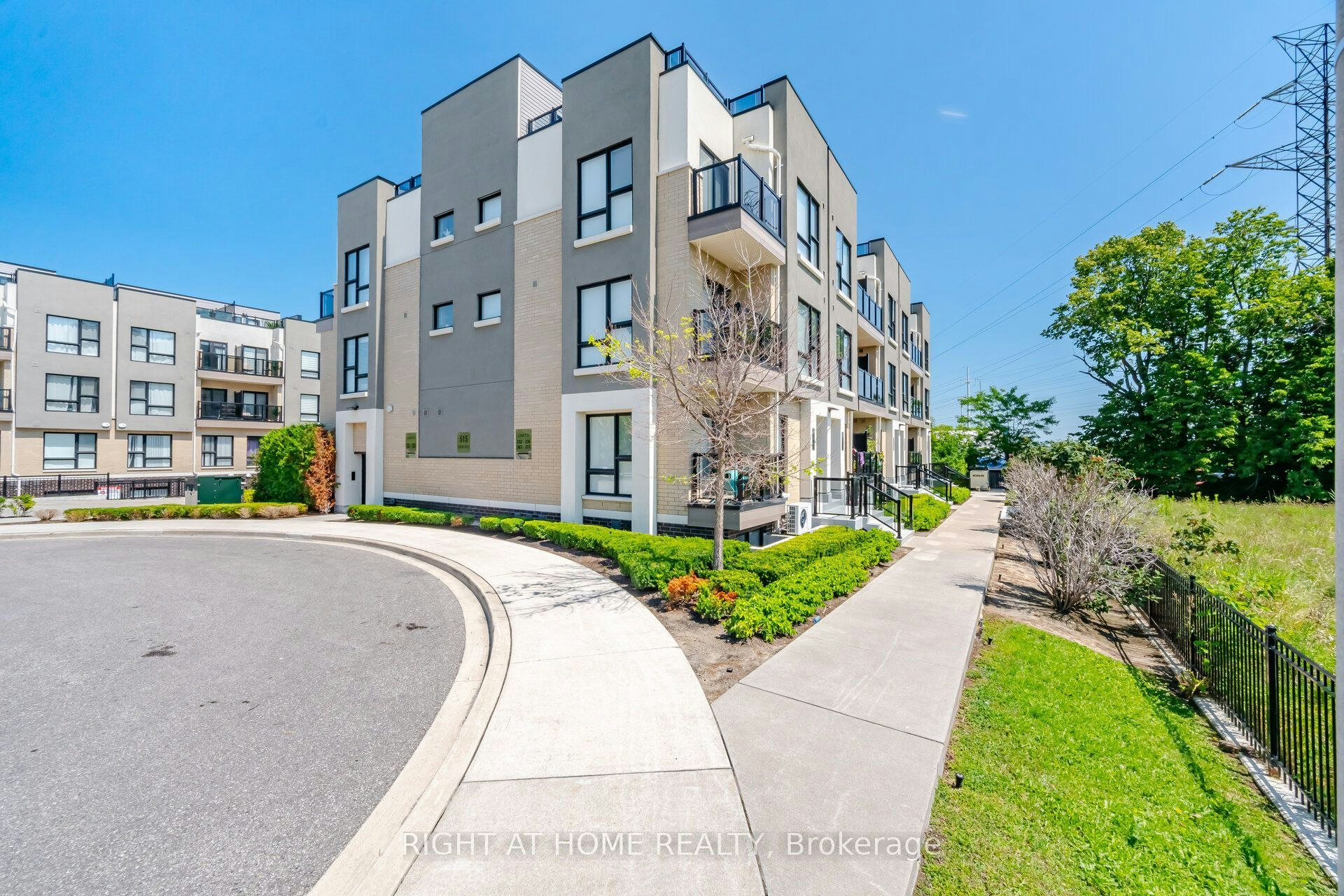 233-515 Kingbird Grove, Toronto, ON, M1B 5R7