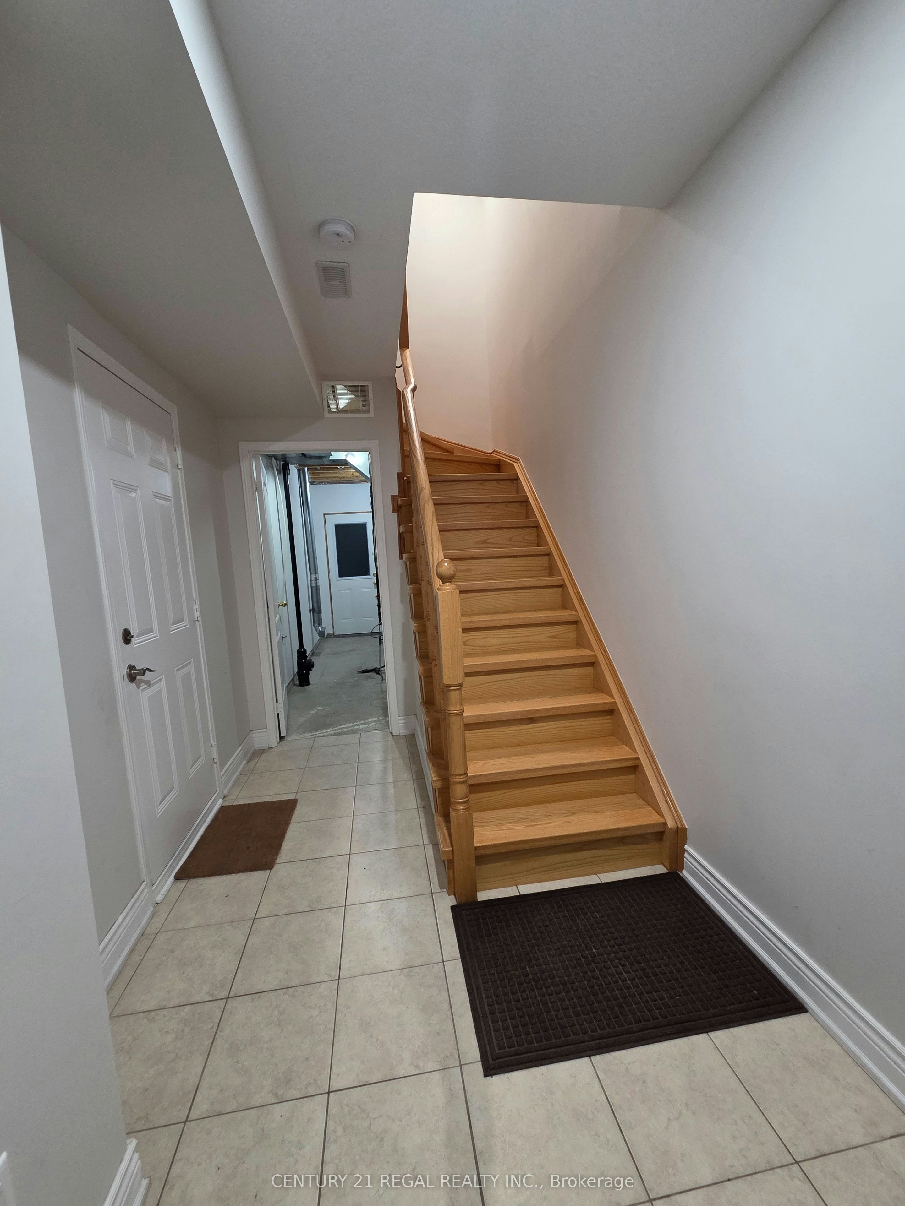 17C Vasto Lane Road, Toronto, ON, M1M 1R2 - 2