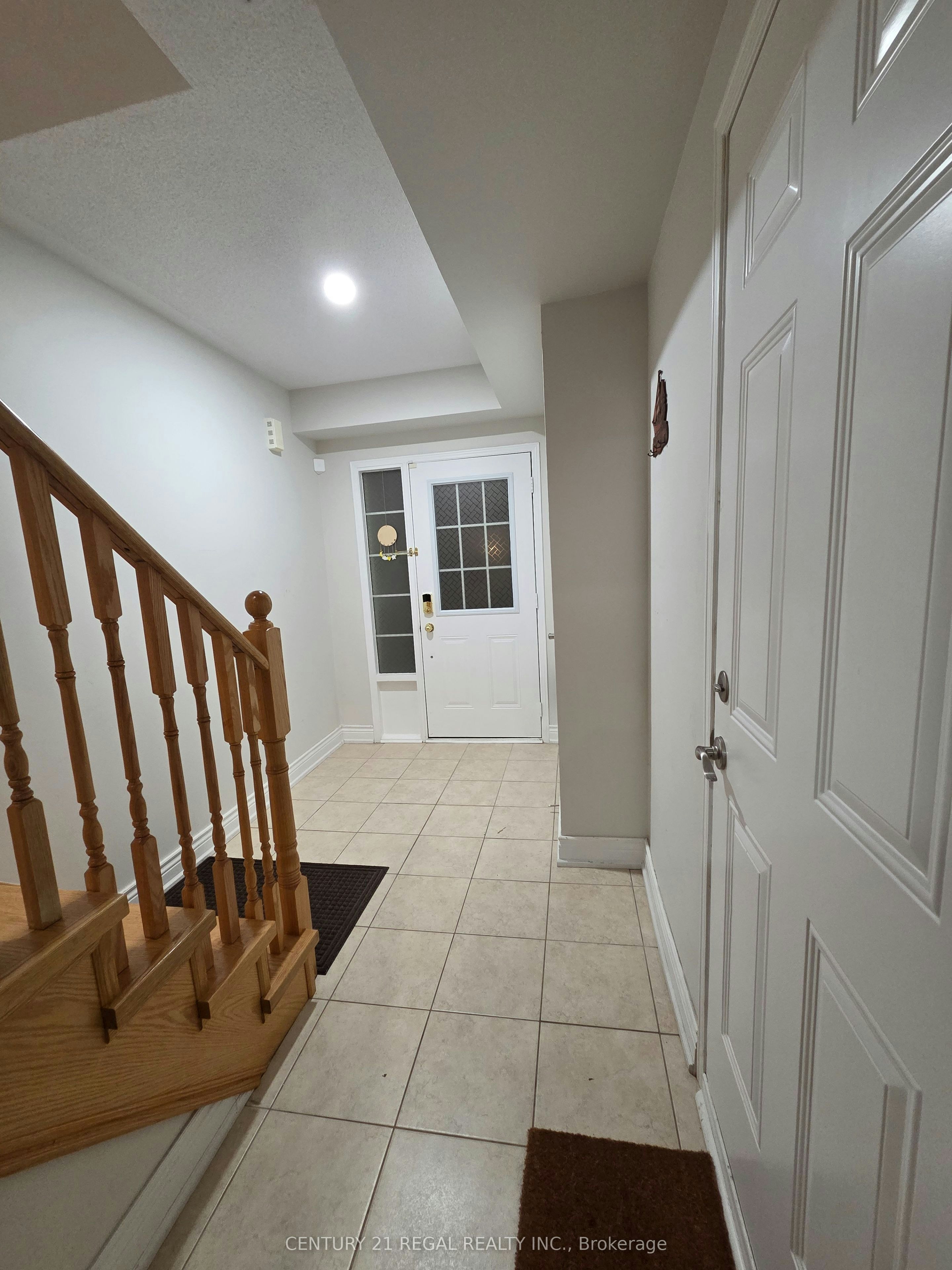 17C Vasto Lane Road, Toronto, ON, M1M 1R2 - 3