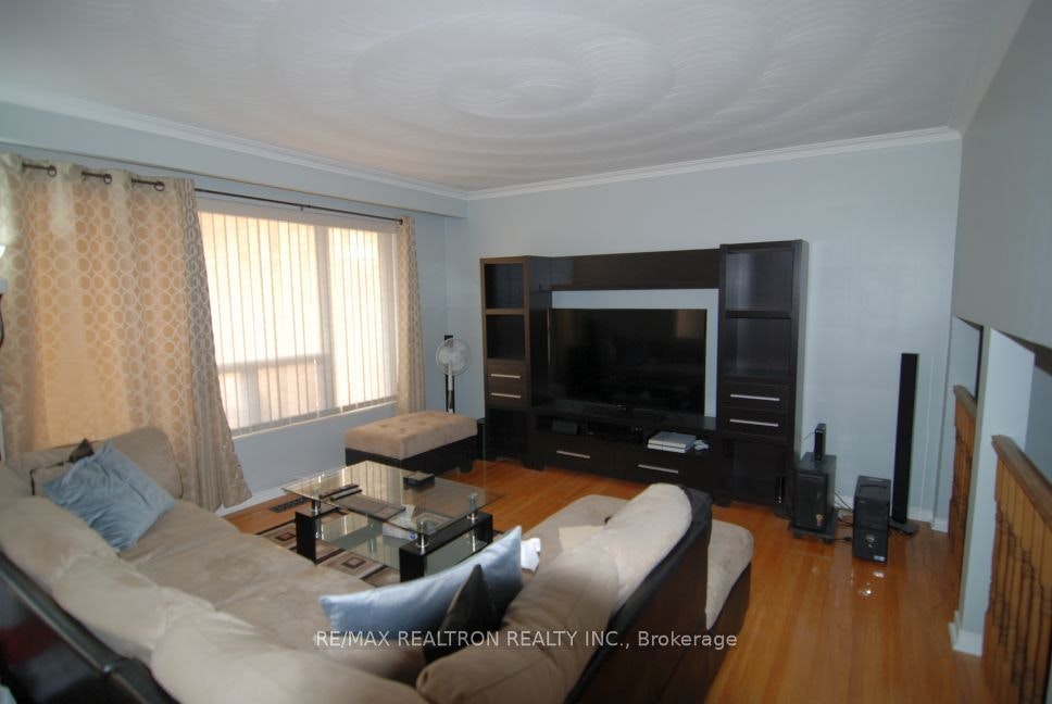 Main-89 Dolly Varden Boulevard, Toronto, ON, M1H 2K2 - 3
