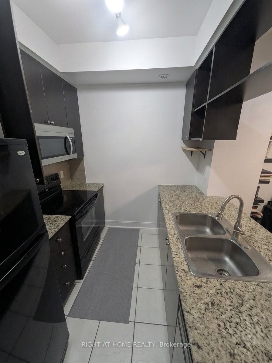 TH25-290 Village Green Square, Toronto, ON, M1S 0L1 - 4